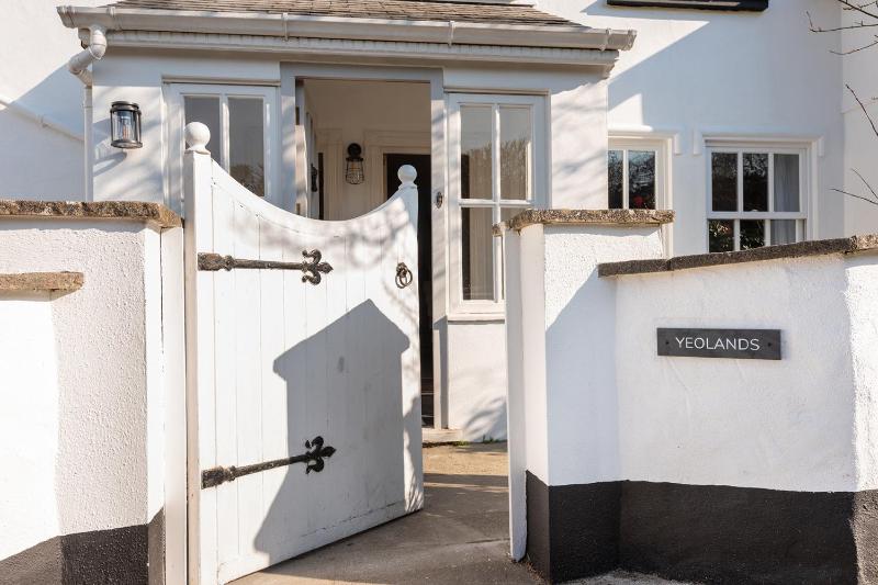 Yeolands Cottage - image 21
