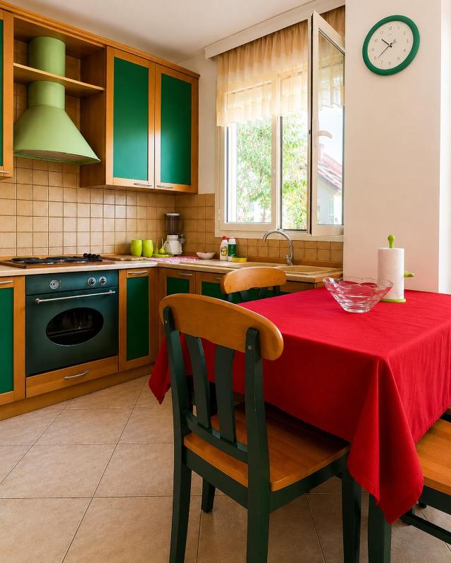 Cozy Apartment in Golem 3 MIN from the beach - image 2