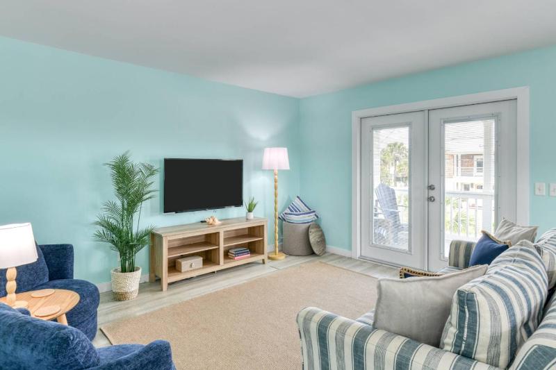 Seascape Family Beach Retreat - image 33