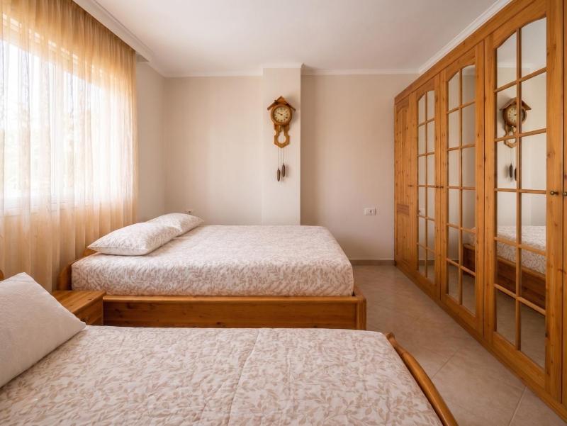 Cozy Apartment in Golem 3 MIN from the beach - image 6