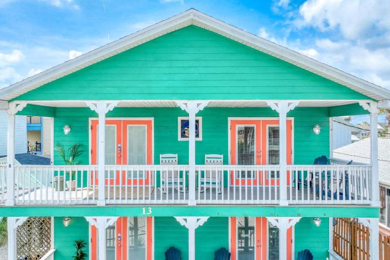 Seascape Family Beach Retreat - image 29