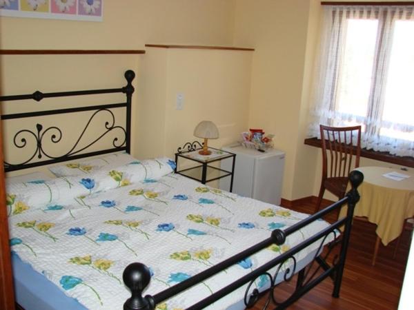 Single Room image 3