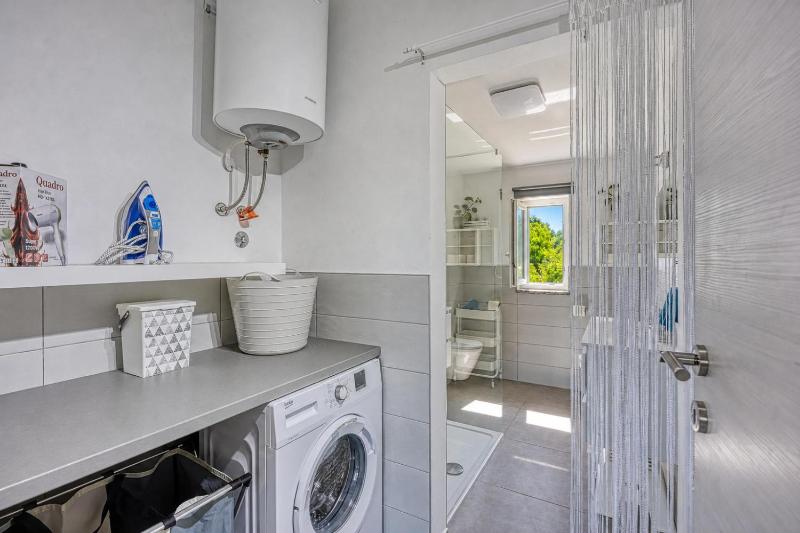 Family Friendly House Kacana - Garden & BBQ - Happy Rentals - image 39
