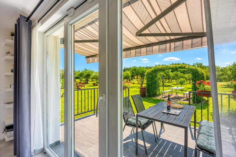 Family Friendly House Kacana - Garden & BBQ - Happy Rentals - image 35