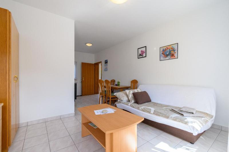Apartments Tomo - image 17