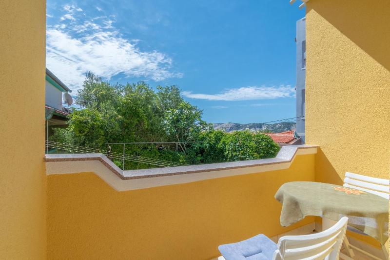 Apartments Tomo - image 11
