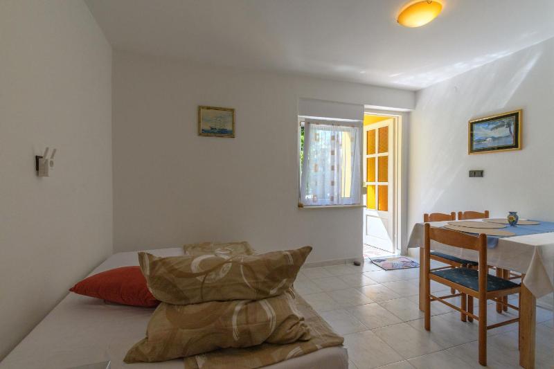 Apartments Tomo - image 12