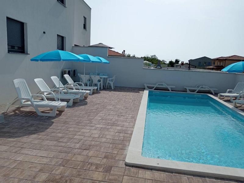 Apartments with swimming pool Murine Umag - 27509 - image 6