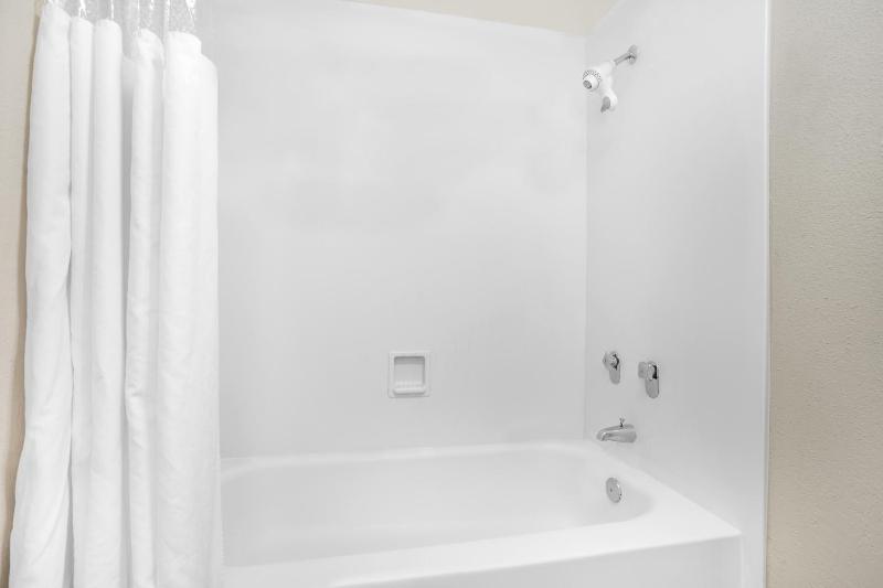 King/Queen Studio Suite - Non-Smoking image 1