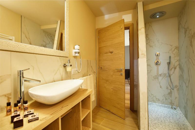 Suite image 1
