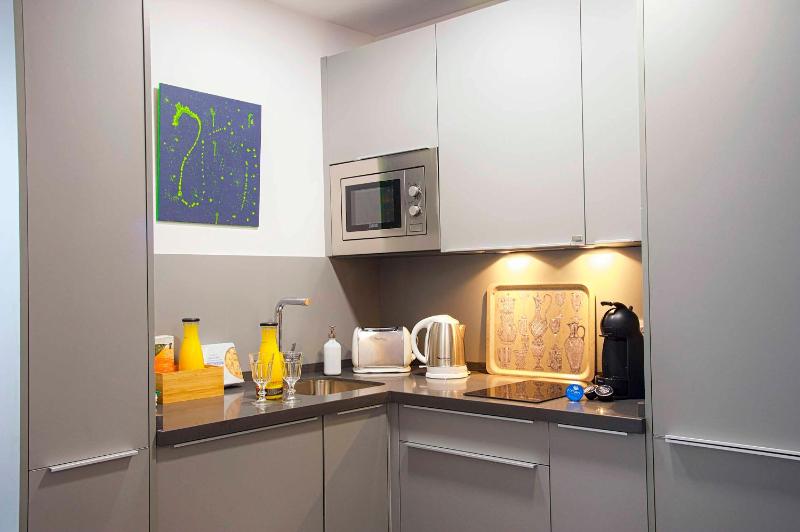 Superior Apartment image 2