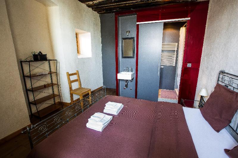 Comfort Double Room image 4