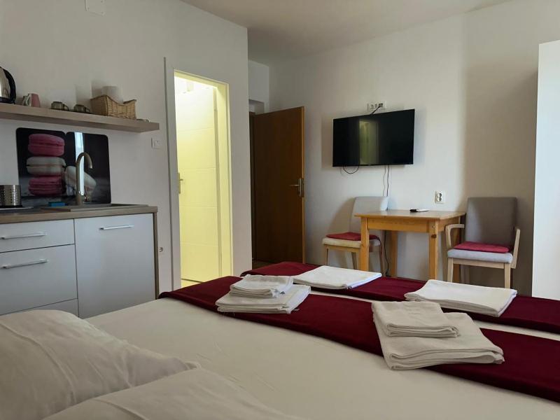 Apartments Maslina Makarska - image 4
