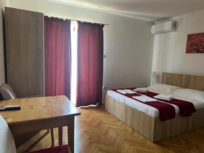 Apartments Maslina Makarska - image 14