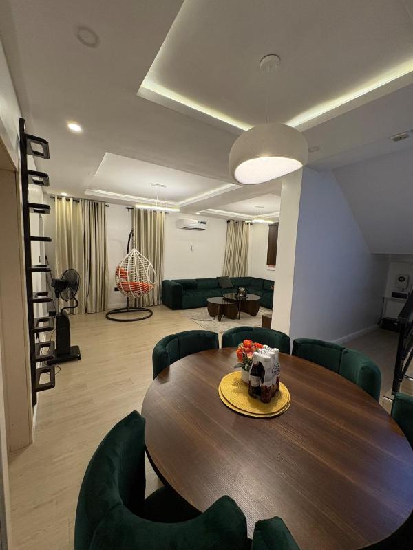 Adenike Homes - image 15