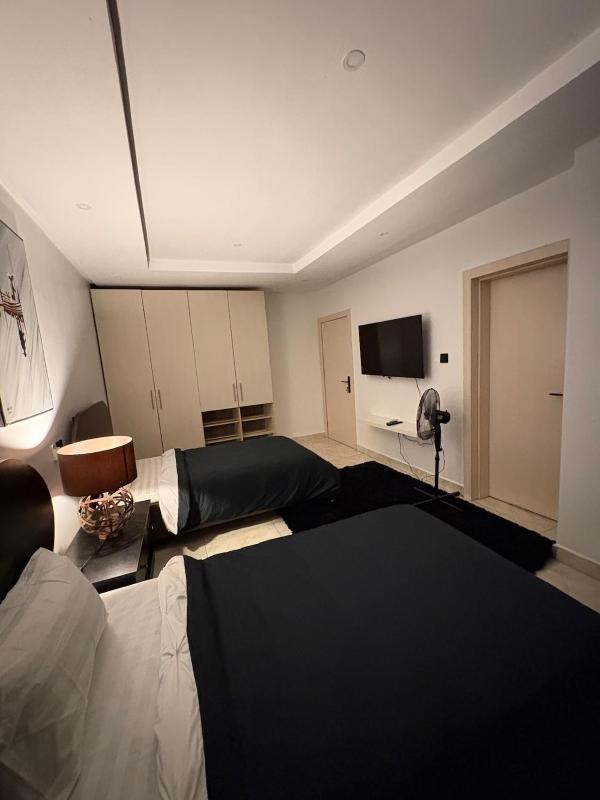 Adenike Homes - image 14