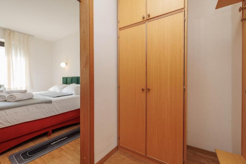 Apartments with parking space nska Krk - 27654 - image 14