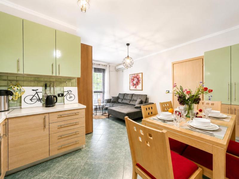 L&F Harmony House - image 3