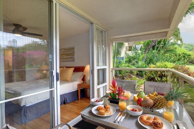 2 Bedrooms Condo Steps from the Beach - image 15
