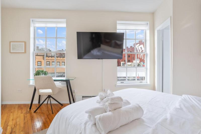 West Village Luxe 1Br - image 10