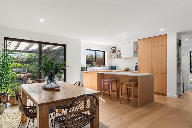 Unit 1-2 Grandview Grove Cowes - image 10