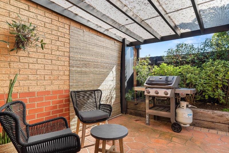 Unit 1-2 Grandview Grove Cowes - image 13