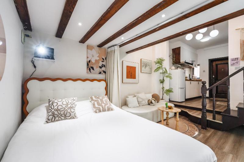 Tonight Homestey Shanghai Apartment Good Location 140 - image 9