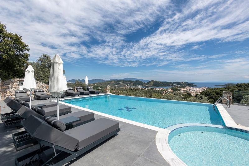 Skiathos Garden Cottages - image 11