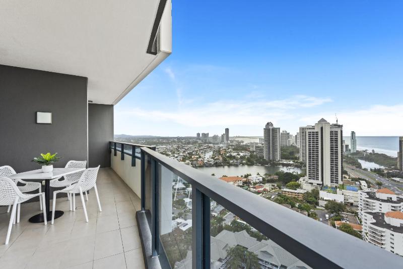 Ruby Apartments - QStay - image 16