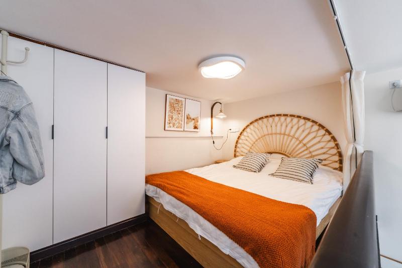 Tonight Homestey Shanghai Apartment Good Location 140 - image 6