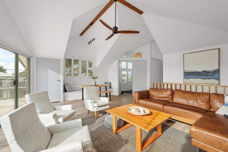Yarramundi Coastal Living - image 25