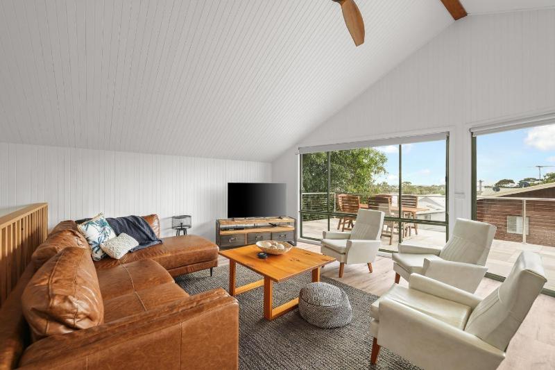 Yarramundi Coastal Living - image 28