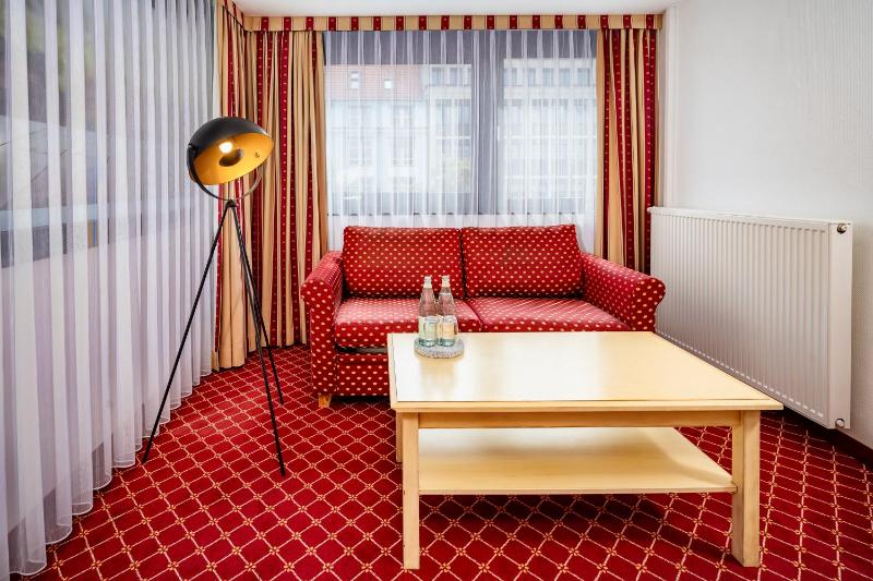 Hotel Chateau Berlin Kurfürstendamm - image 10