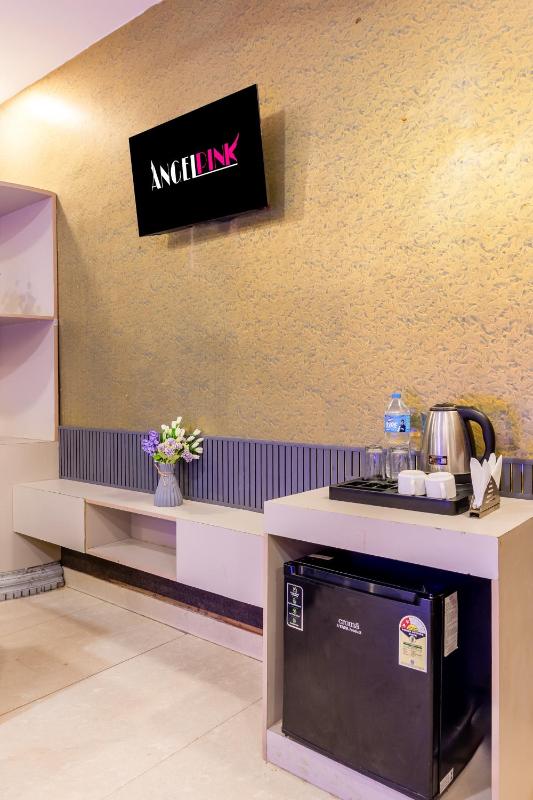 Hotel Angel Pink B-58 2 Min Walk From Kaushambi Metro Station 3-star hotel I Vaishali Ghaziabad - image 8