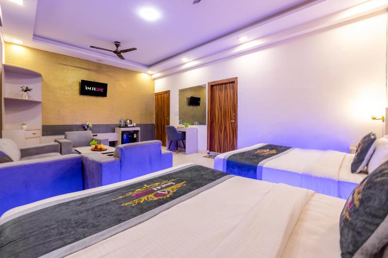 Hotel Angel Pink B-58 2 Min Walk From Kaushambi Metro Station 3-star hotel I Vaishali Ghaziabad - image 41