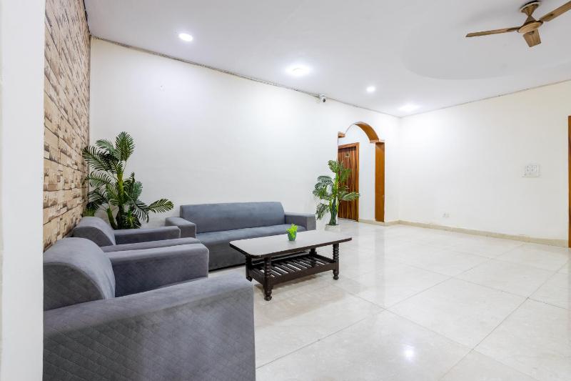Hotel Angel Pink B-58 2 Min Walk From Kaushambi Metro Station 3-star hotel I Vaishali Ghaziabad - image 27