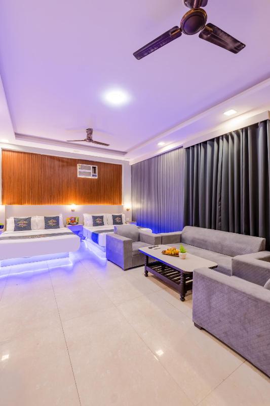 Hotel Angel Pink B-58 2 Min Walk From Kaushambi Metro Station 3-star hotel I Vaishali Ghaziabad - image 15