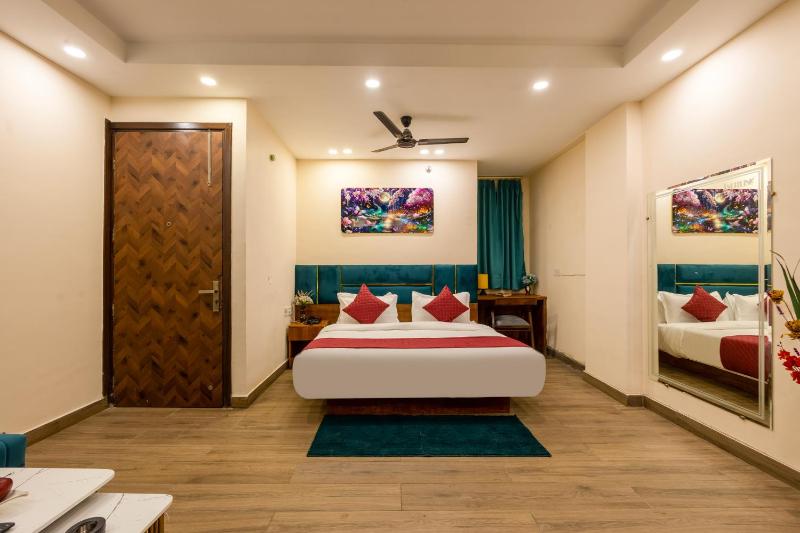 Hotel The Angel Pink Premium Rooms At Kaushambi 3-star Hotel Kaushambi Ghaziabad - image 28