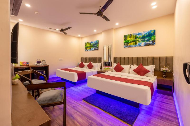 Hotel The Angel Pink Premium Rooms At Kaushambi 3-star Hotel Kaushambi Ghaziabad - image 12