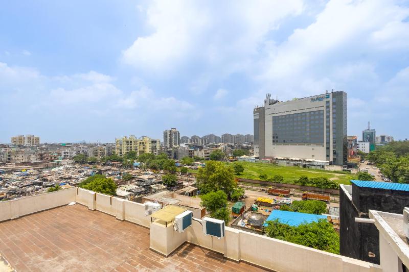 Hotel The Angel Pink Premium Rooms At Kaushambi 3-star Hotel Kaushambi Ghaziabad - image 30