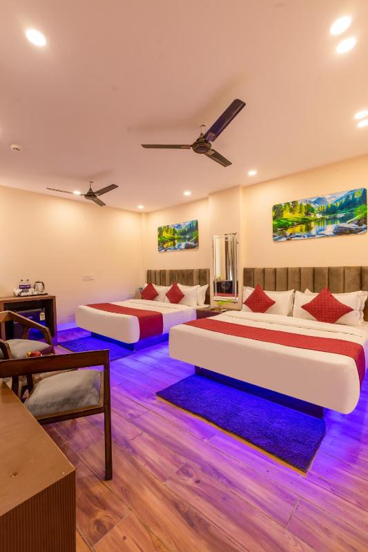 Hotel The Angel Pink Premium Rooms At Kaushambi 3-star Hotel Kaushambi Ghaziabad - image 5