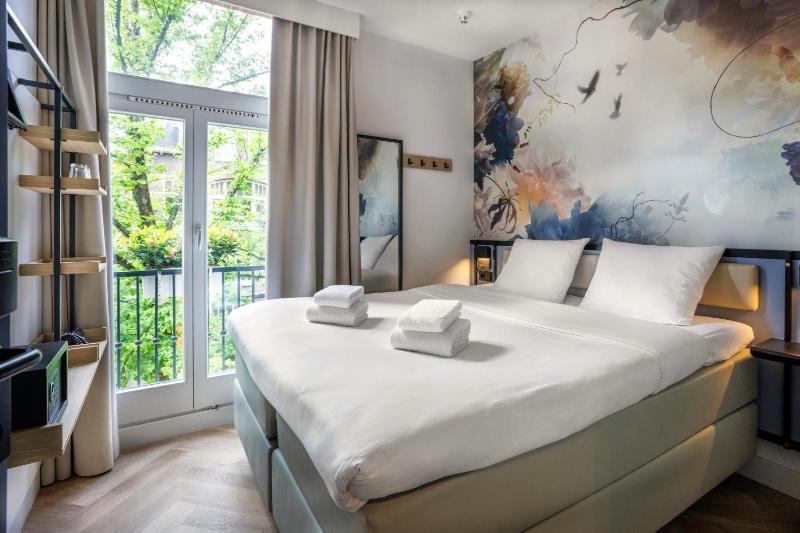 Dutch Design Hotel Vondelpark - image 8