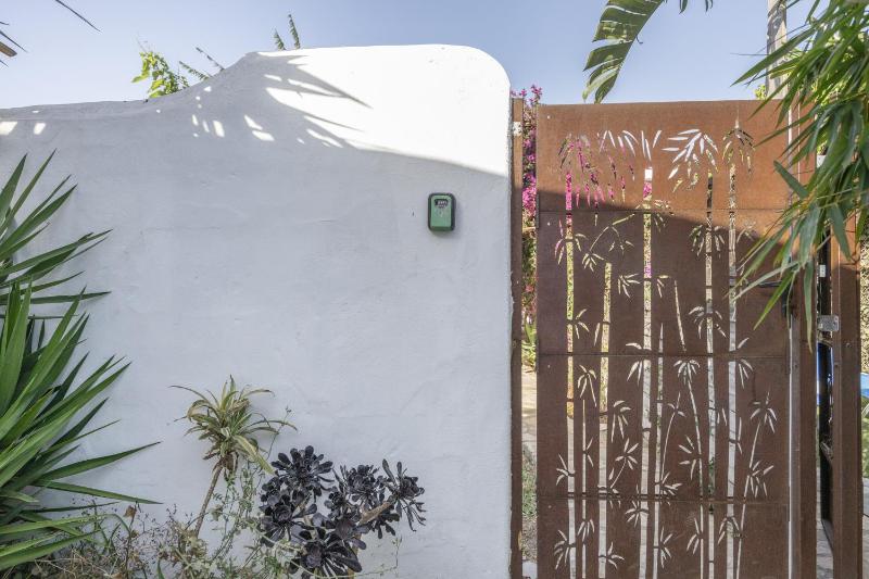 Sunwaves 1 - Casa Trafalgar - image 21