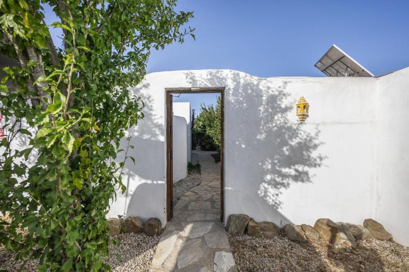 Sunwaves 1 - Casa Trafalgar - image 11