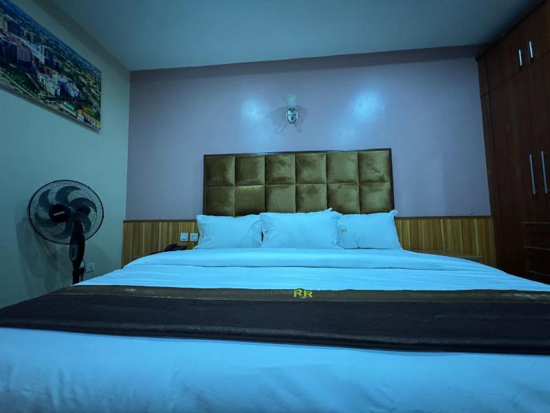 Riochi Reubens Apartments - image 6