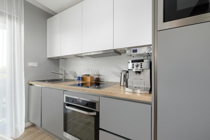 Przytulne i Nowoczesne Apartamenty Sun Seasons 24 w Dziwnowie z Parkingiem by Noclegi Renters - image 19