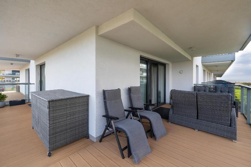 Przytulne i Nowoczesne Apartamenty Sun Seasons 24 w Dziwnowie z Parkingiem by Noclegi Renters - image 27