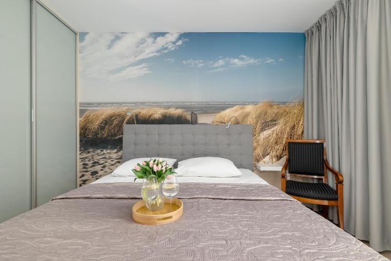 Przytulne i Nowoczesne Apartamenty Sun Seasons 24 w Dziwnowie z Parkingiem by Noclegi Renters - image 22