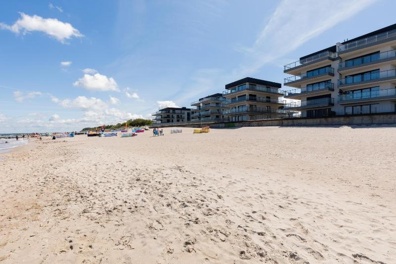 Przytulne i Nowoczesne Apartamenty Sun Seasons 24 w Dziwnowie z Parkingiem by Noclegi Renters - image 15