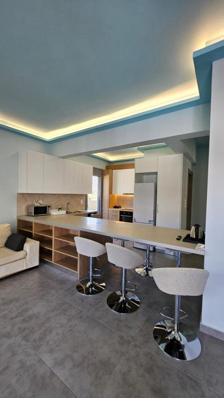 Rhodes City University Suite - image 5